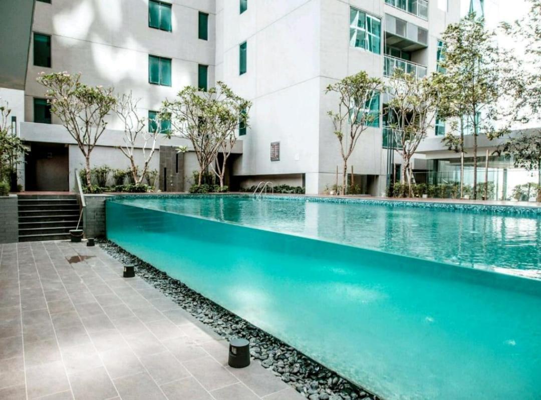 Mercu Summer Suite Klcc With Karaoke & Playstation Kuala Lumpur Exterior photo